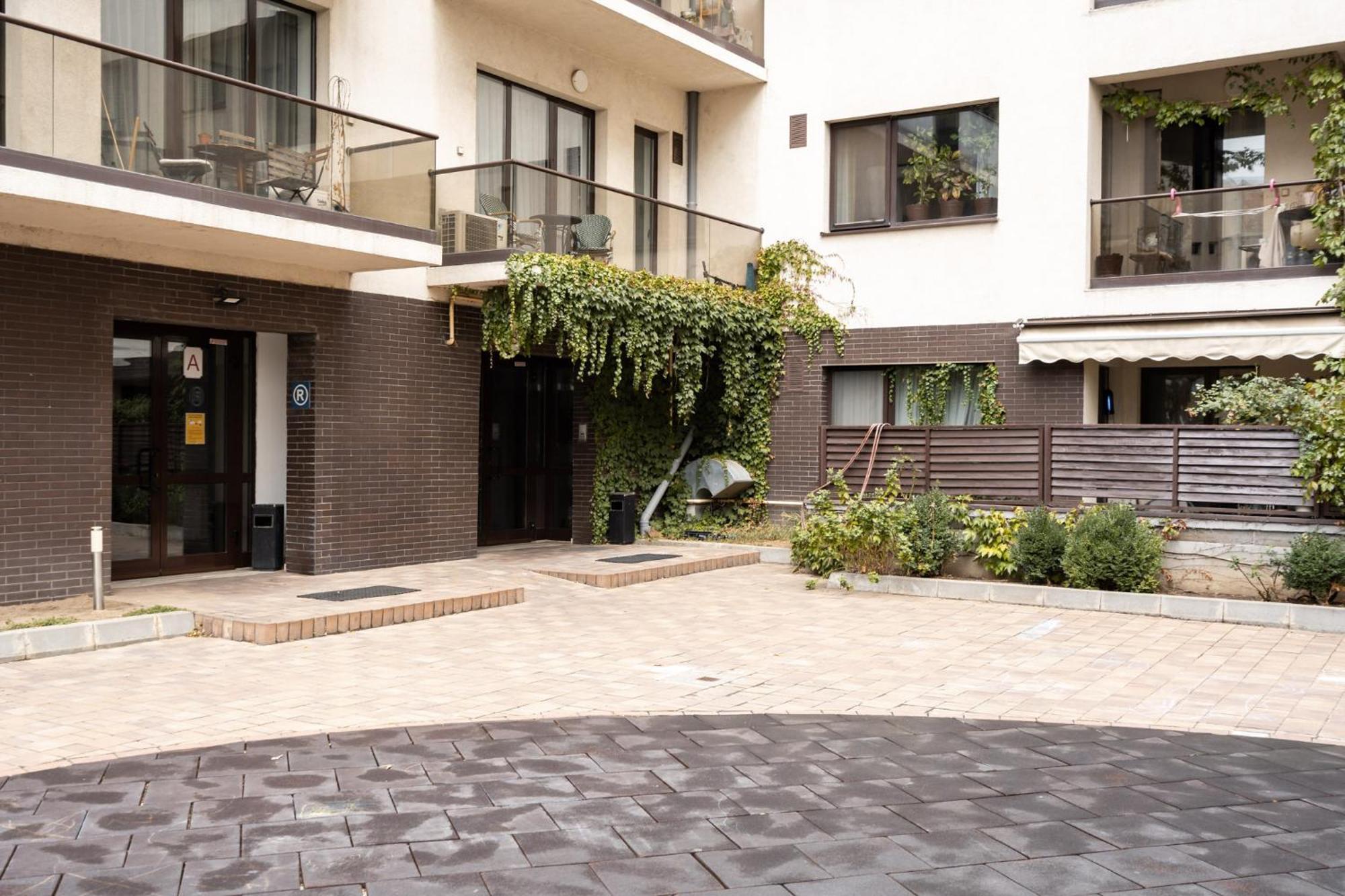 Lazynest - Modern Apartment With Parking & Balcony Bükreş Dış mekan fotoğraf